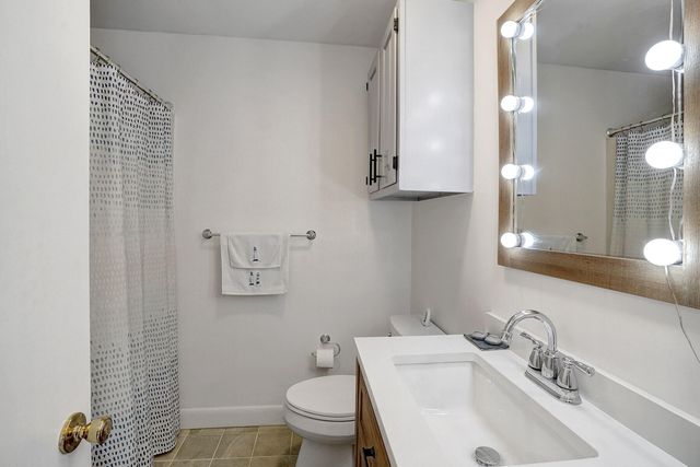 22 Oklahoma Avenue, Vineyard Haven, MA 02568
