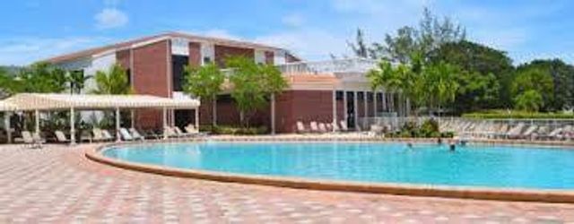 16 Keswick A 16, Deerfield Beach, FL 33442