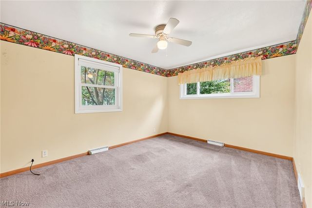 1887 Brainard Road, Lyndhurst, OH 44124