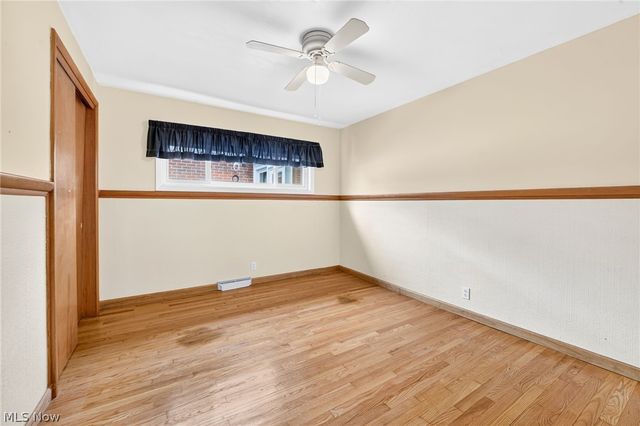 1887 Brainard Road, Lyndhurst, OH 44124
