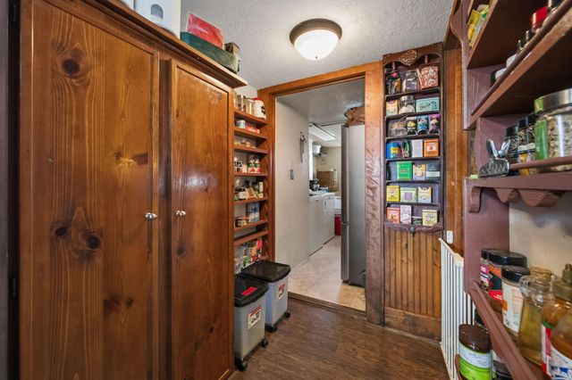 908 Sam Houston Avenue, Huntsville, TX 77320