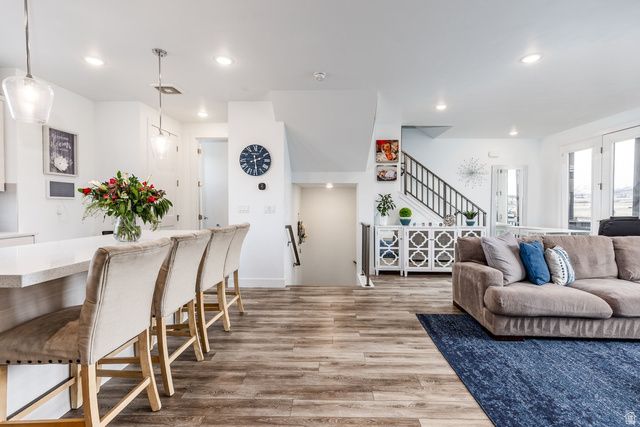 11661 S SKYWARD RD, South Jordan, UT 84009