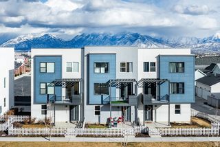 11661 S SKYWARD RD, South Jordan, UT 84009