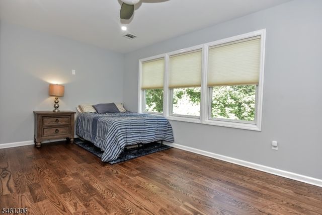 10 Stanley Way, Wanaque Boro, NJ 07465
