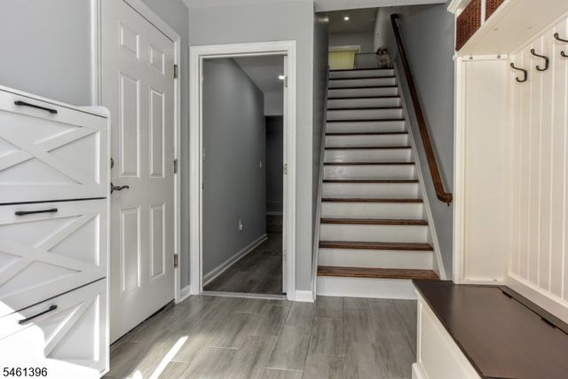 10 Stanley Way, Wanaque Boro, NJ 07465