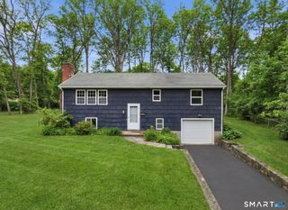 26 Hiawatha Lane Extension, Westport, CT 06880