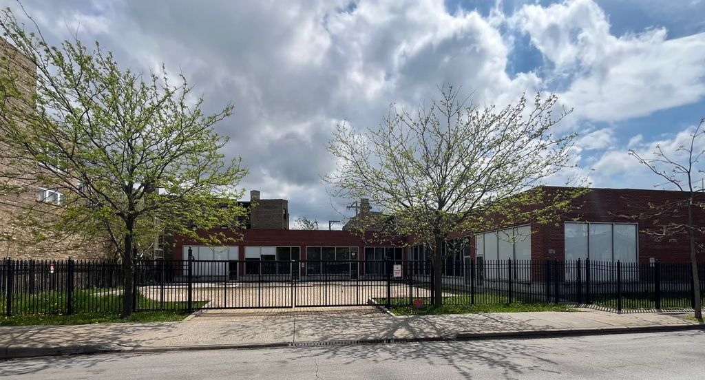 1741 W 79th Street, Chicago, IL 60620