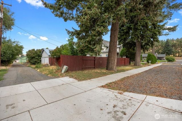 515 N 3rd Street, Dayton, WA 99328