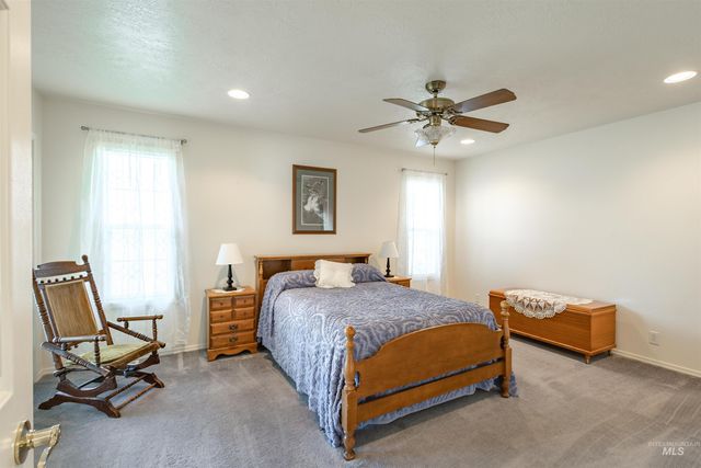163 Hill St, Ontario, OR 97914