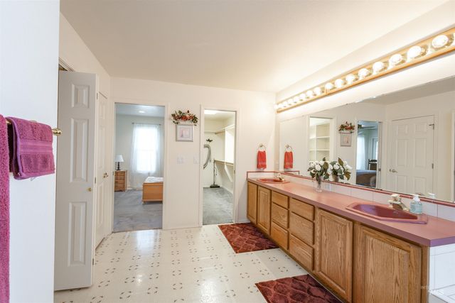 163 Hill St, Ontario, OR 97914