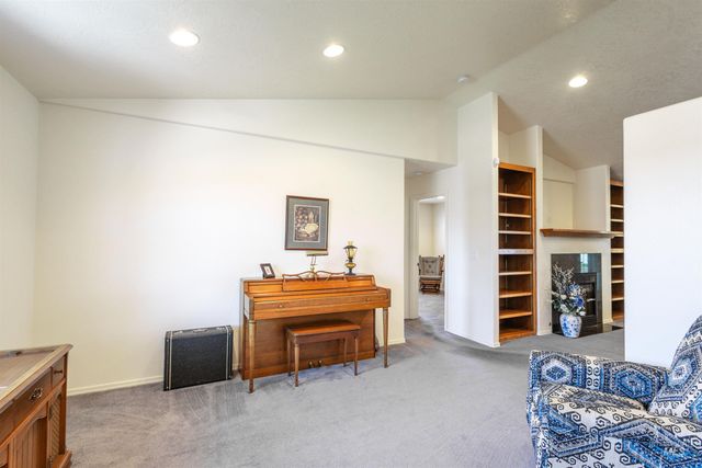 163 Hill St, Ontario, OR 97914