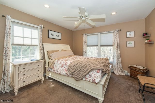 36 Roaring Brook Way, West Milford Twp., NJ 07480