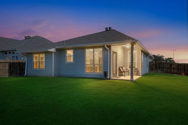 305 Brocks Court, Montgomery, TX 77356