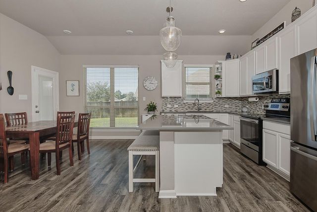 305 Brocks Court, Montgomery, TX 77356