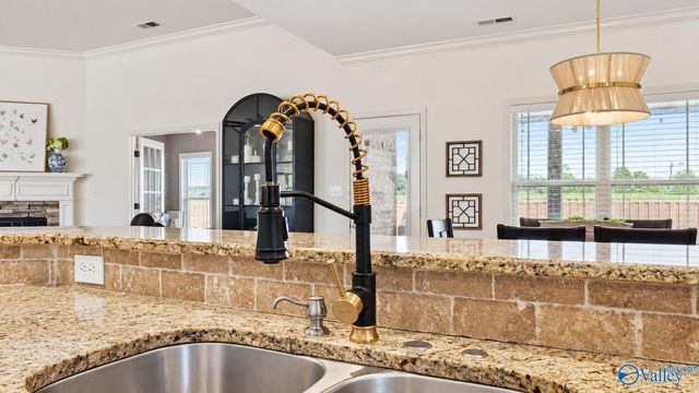 13606 Rising Run Circle, Athens, AL 35613