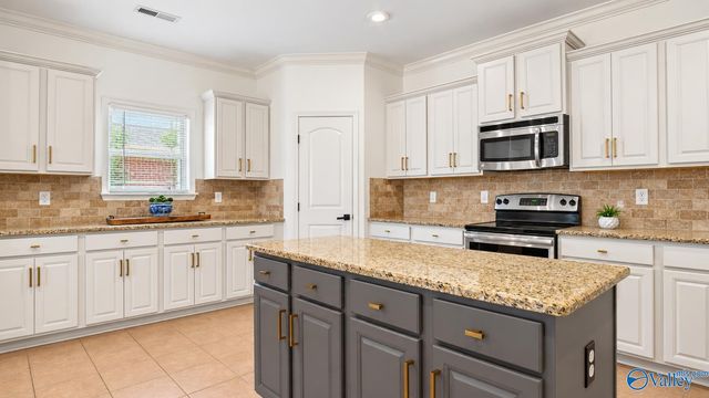 13606 Rising Run Circle, Athens, AL 35613