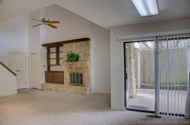 5509 E 48th Place 5, Tulsa, OK 74135