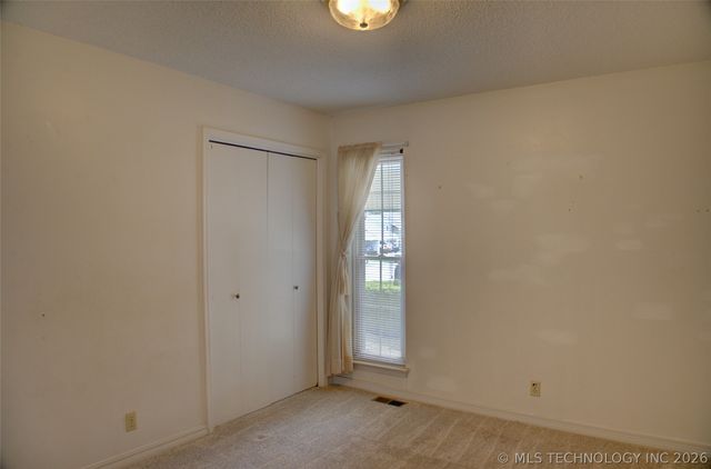 5509 E 48th Place 5, Tulsa, OK 74135