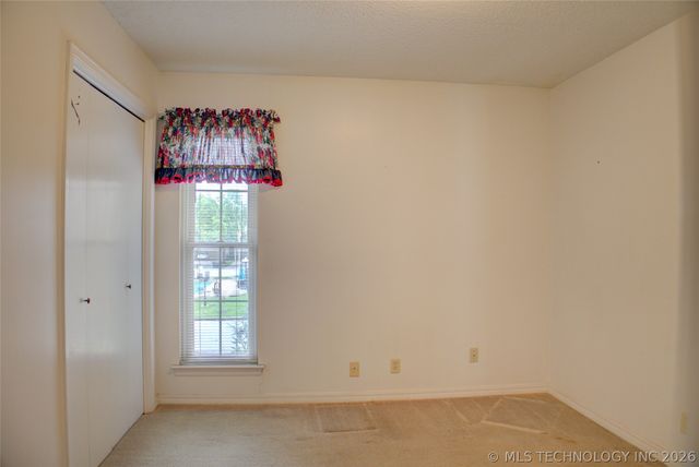 5509 E 48th Place 5, Tulsa, OK 74135