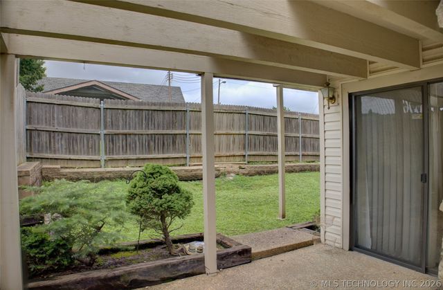 5509 E 48th Place 5, Tulsa, OK 74135