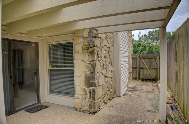 5509 E 48th Place 5, Tulsa, OK 74135