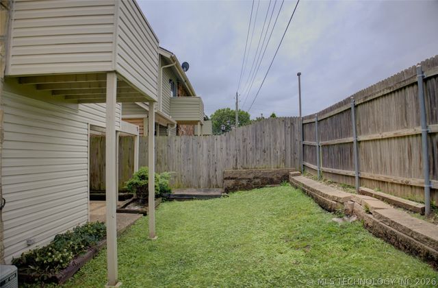 5509 E 48th Place 5, Tulsa, OK 74135