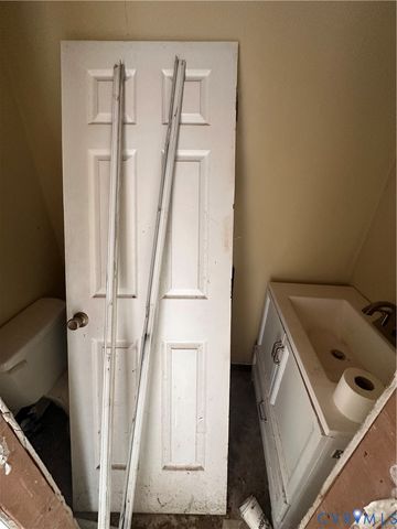 3931 Old Brook Rd, Richmond, VA 23227