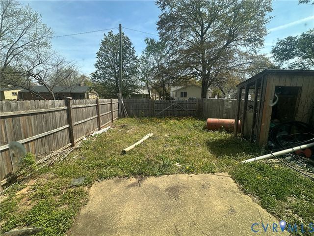 3931 Old Brook Rd, Richmond, VA 23227