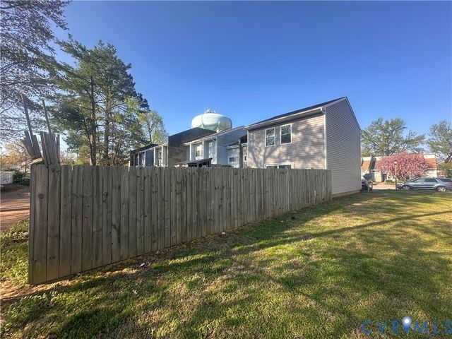 3931 Old Brook Rd, Richmond, VA 23227