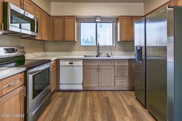 7336 N Las Quintas Drive, Tucson, AZ 85704