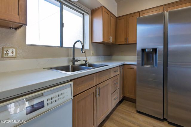 7336 N Las Quintas Drive, Tucson, AZ 85704