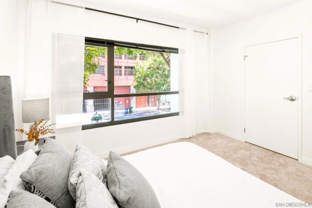 425 W Beech 327, San Diego, CA 92101