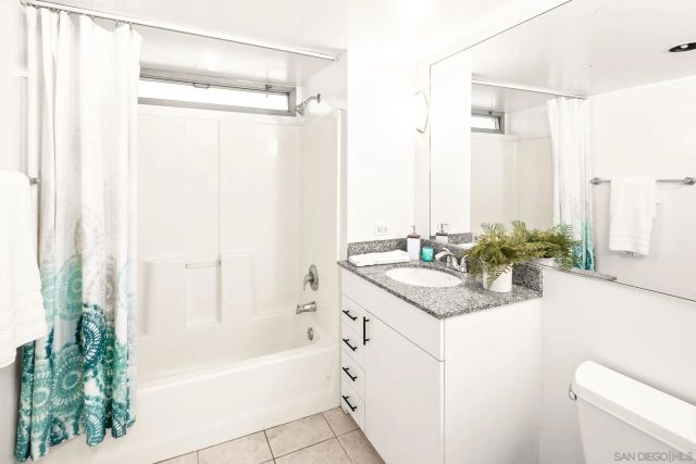 425 W Beech 327, San Diego, CA 92101