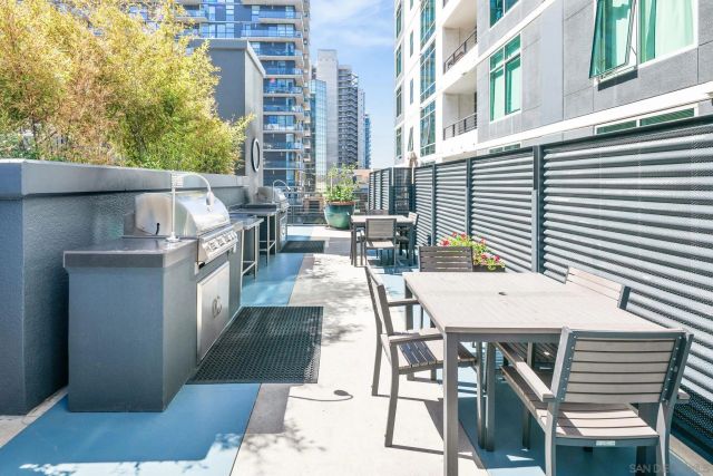 425 W Beech 327, San Diego, CA 92101