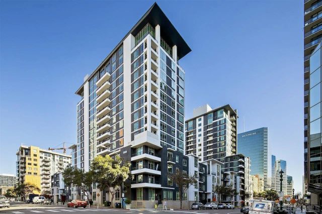 425 W Beech 327, San Diego, CA 92101