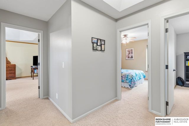 906 Bailey Drive, Papillion, NE 68046