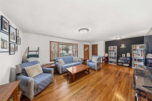 302 3rd Street NE, Mitchellville, IA 50169