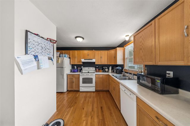 302 3rd Street NE, Mitchellville, IA 50169