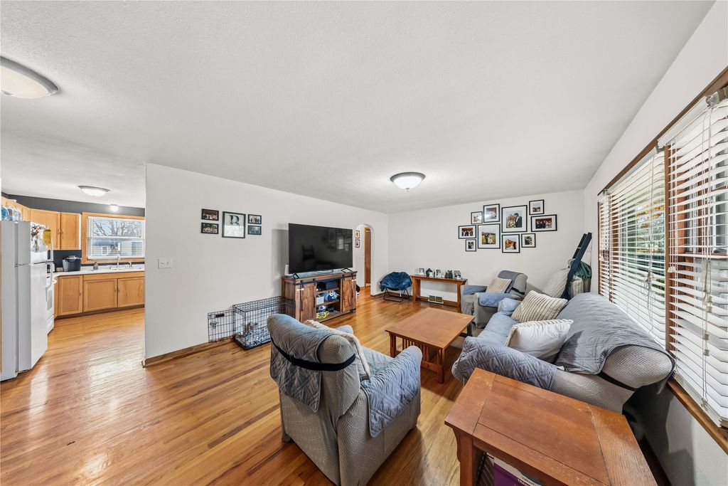 302 3rd Street NE, Mitchellville, IA 50169