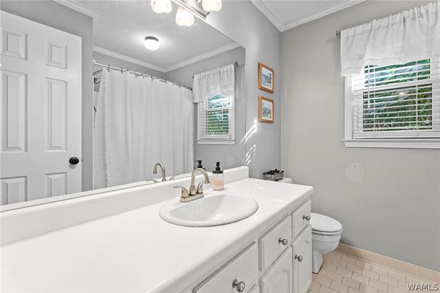 4513 2nd E, Northport, AL 35473