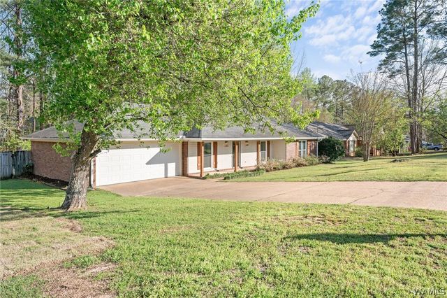 4513 2nd E, Northport, AL 35473