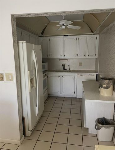 296 Grantham F F, Deerfield Beach, FL 33442