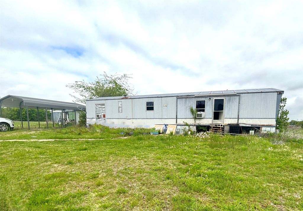 5931 County Road 22900, Paris, TX 75460