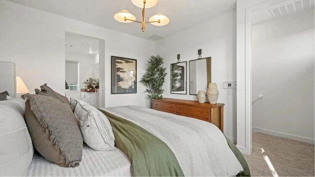 336 Summer Breeze Way, Oceanside, CA 92057