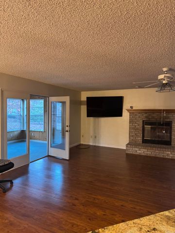 128 Castano, Hot Springs Village, AR 71909