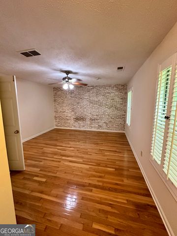 2340 Bretdale Road, Duluth, GA 30096