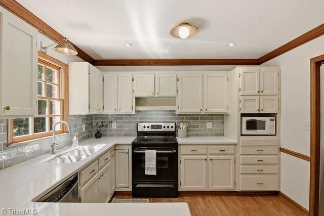 4413 Bashavia Drive, Pfafftown, NC 27040