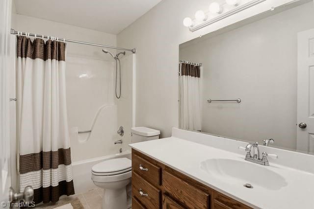4413 Bashavia Drive, Pfafftown, NC 27040