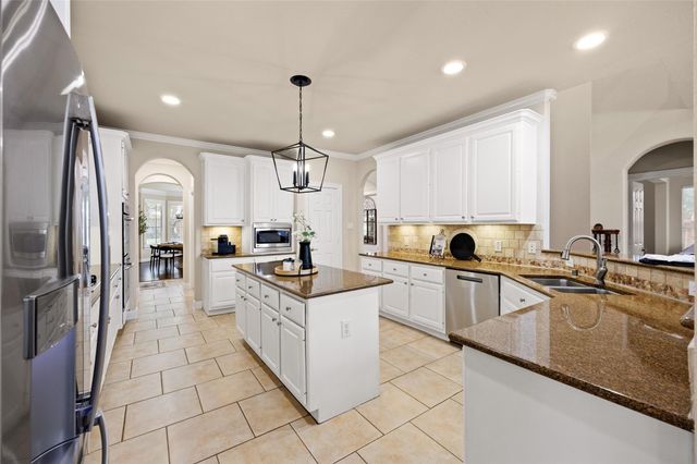 2307 Haven Manor Court, Sugar Land, TX 77479