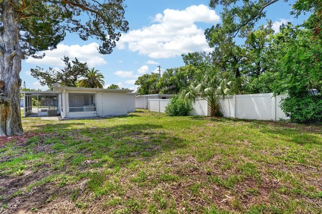 2425 ANASTASIA DRIVE, South Daytona, FL 32119